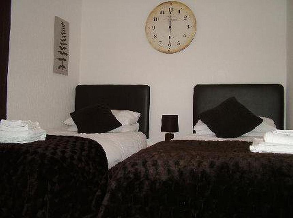 Carronbridge Guest House Kilsyth Chambre photo